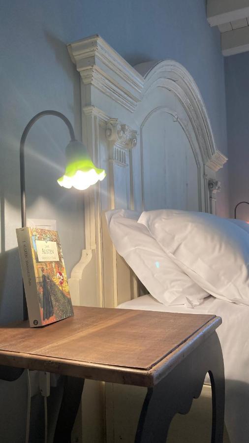 B&B Antique Maison ソアーヴェ エクステリア 写真