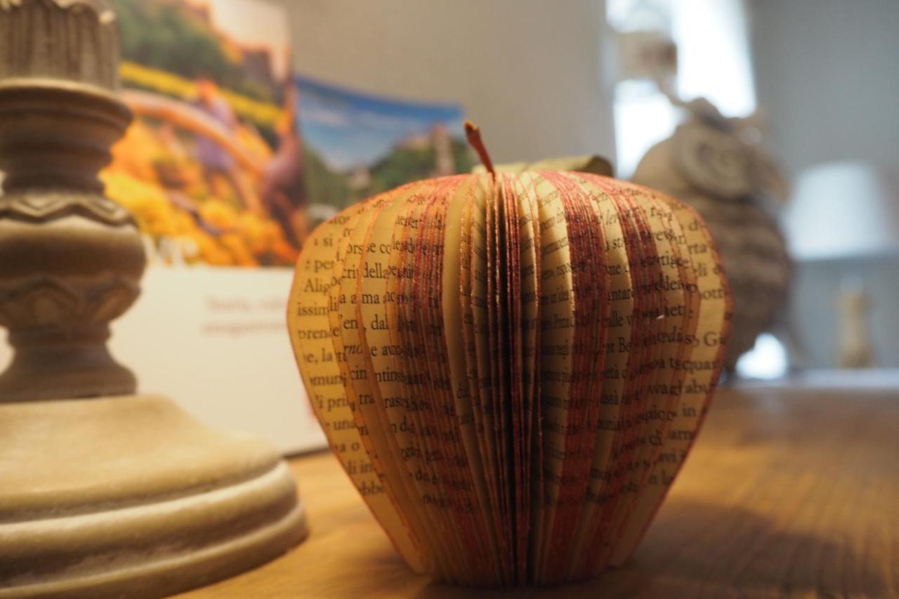 B&B Antique Maison ソアーヴェ エクステリア 写真