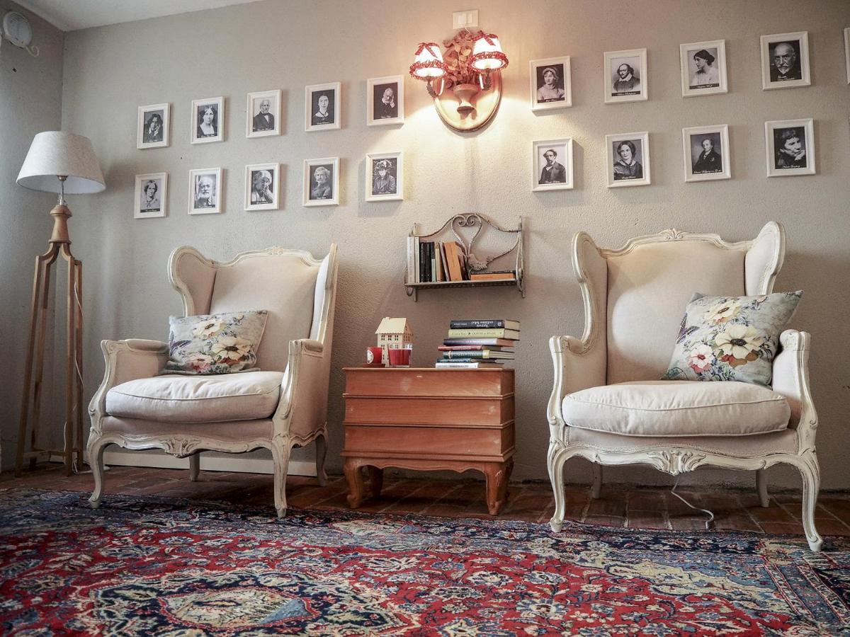 B&B Antique Maison ソアーヴェ エクステリア 写真