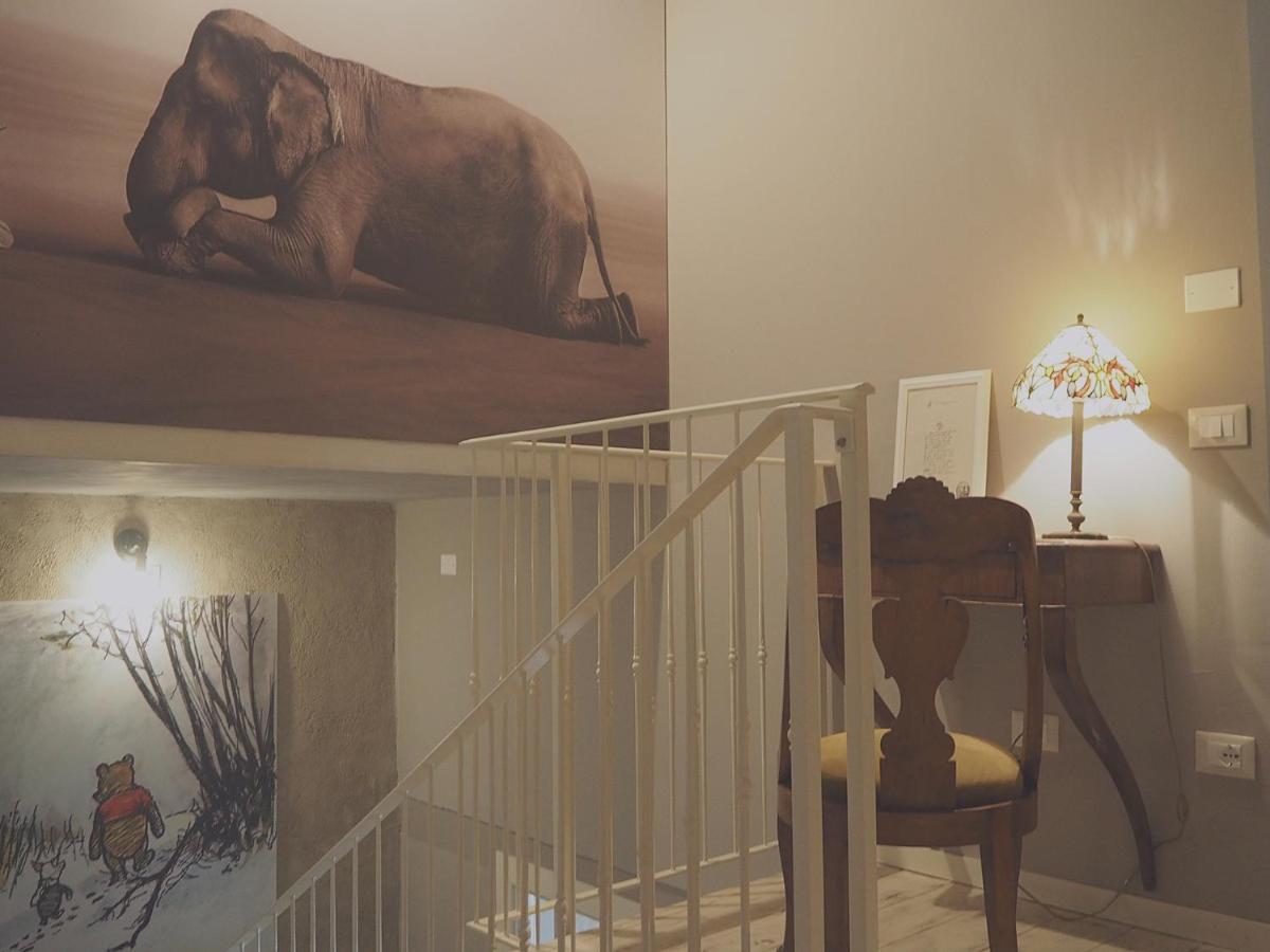 B&B Antique Maison ソアーヴェ エクステリア 写真